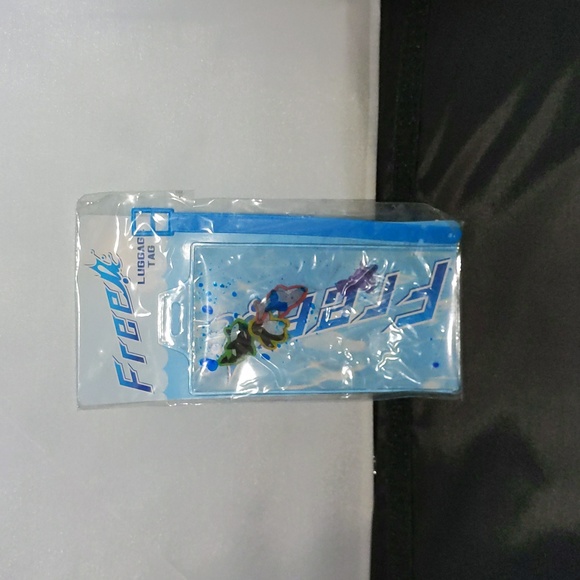 Iwatobi Swim Club Water Bubble Luggage Tag - Picture 1 of 2